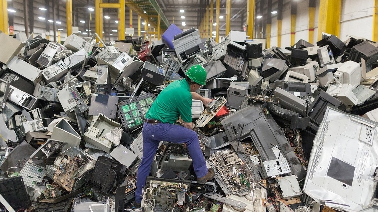 Tuzla Elektronik Hurda Alan-0532 614 29 98-ÖZHAN METAL-Elektronik Kart Hurdası-Hurda Akü-Hastane Hurdası Alan